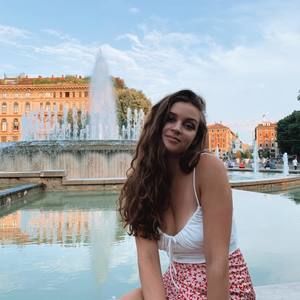 Meet your Posher, Carlie